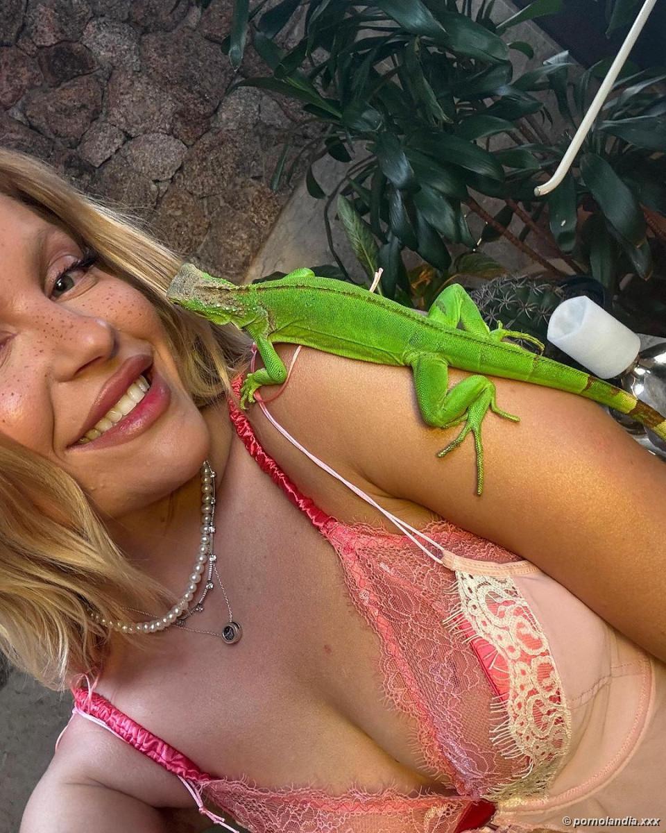 Luisa Sonza de calcinha em bastidores do seu novo clipe - Foto 242698